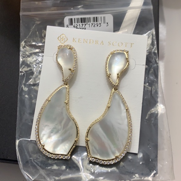 Kendra Scott Jewelry - Kendra Scott Earrings